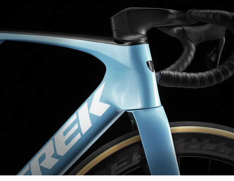 Trek Madone SLR 9 Road Race Bike in Azure Blue-8